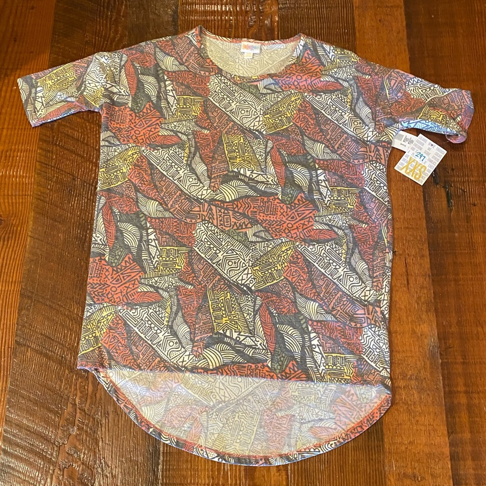 LULAROE Irma XXS, cute little shirt